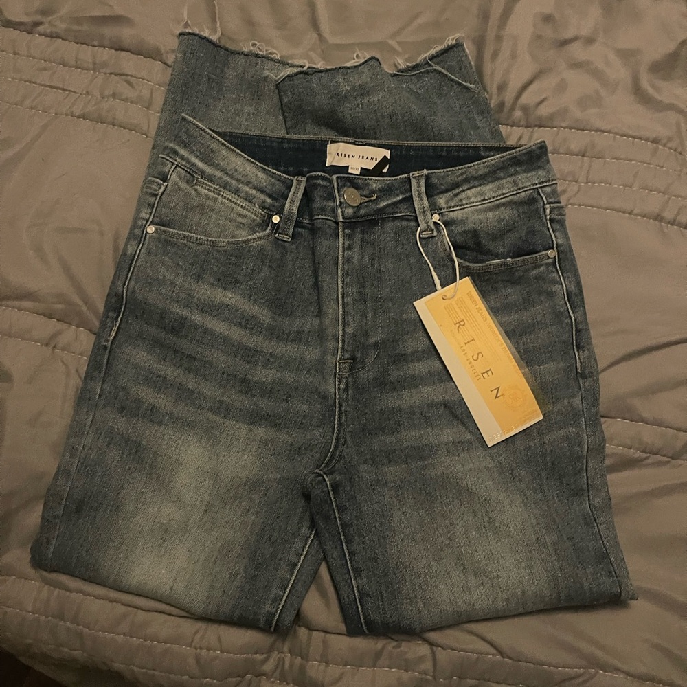 Risen Women's Straight Leg Jeans - Medium Wash